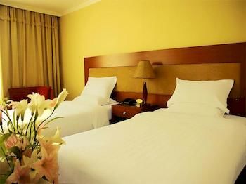 Jinke Hotel 3*