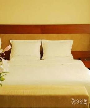 Jinke Hotel 3*