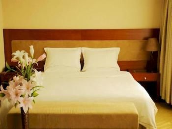 Jinke Hotel 3*
