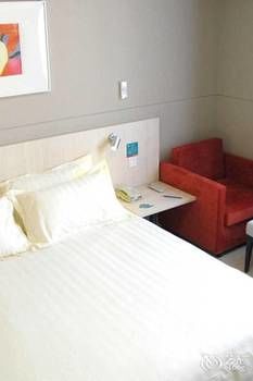 Jinjiang Inn (Nantong Gongnong Road) 2*