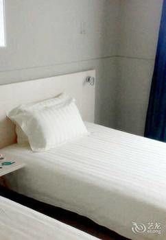 Jinjiang Inn (Nantong Gongnong Road) 2*