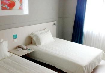 Jinjiang Inn (Nantong Gongnong Road) 2*