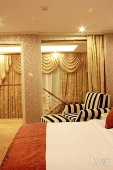 Detan Hotel 3*
