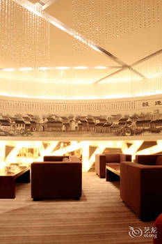 Detan Hotel 3*