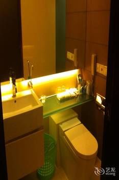 Detan Hotel 3*