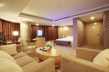 Detan Hotel 3*