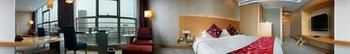 Detan Hotel 3*