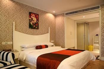 Detan Hotel 3*
