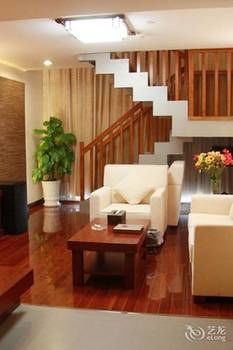 Detan Hotel 3*