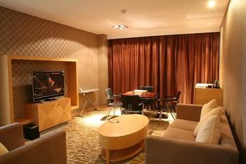 Detan Hotel 3*