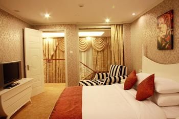 Detan Hotel 3*