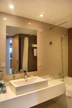 Detan Hotel 3*