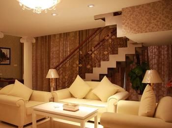 Detan Hotel 3*