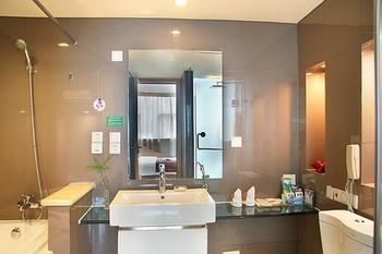 Detan Hotel 3*