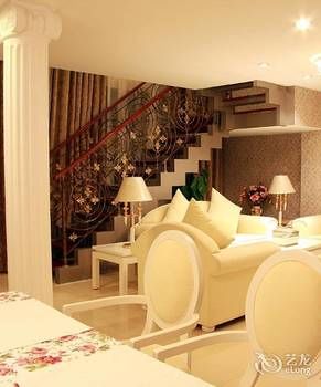 Detan Hotel 3*