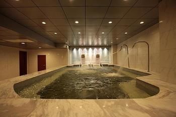 Detan Hotel 3*