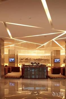Detan Hotel 3*