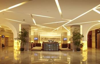 Detan Hotel 3*