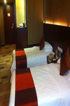 Detan Hotel 3*