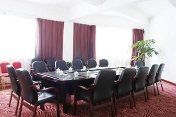 Shankee Chain Hotel (Jishou Qianzhou Ancient City) 2*