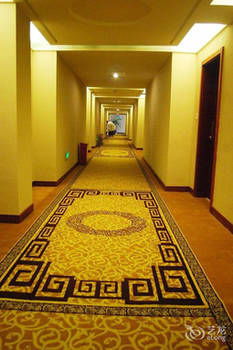Shankee Chain Hotel (Jishou Qianzhou Ancient City) 2*