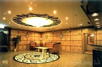 Celebrity Hotel(Zhaoyuan Jincheng Plaza Zhenhua Commercial Building Store) 2*