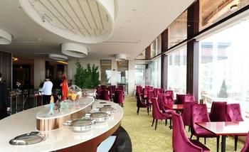Celebrity Hotel(Zhaoyuan Jincheng Plaza Zhenhua Commercial Building Store) 2*