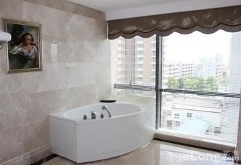 Beihai Manhattan Hotel (High Speed Railway Station Golden Beach) 3*