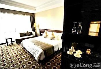Beihai Manhattan Hotel (High Speed Railway Station Golden Beach) 3*