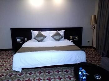 Beihai Manhattan Hotel (High Speed Railway Station Golden Beach) 3*