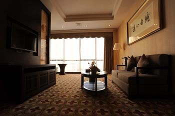 Beihai Manhattan Hotel (High Speed Railway Station Golden Beach) 3*