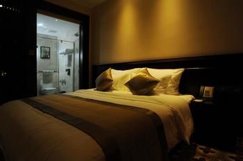 Beihai Manhattan Hotel (High Speed Railway Station Golden Beach) 3*