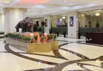 Beihai Manhattan Hotel (High Speed Railway Station Golden Beach) 3*