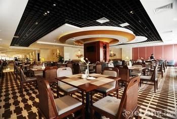 Beihai Manhattan Hotel (High Speed Railway Station Golden Beach) 3*