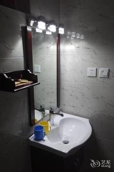 Dali Haitian Yihaijing Inn 3*
