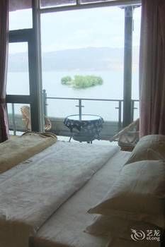 Dali Haitian Yihaijing Inn 3*
