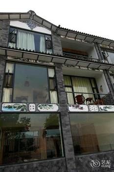 Dali Haitian Yihaijing Inn 3*
