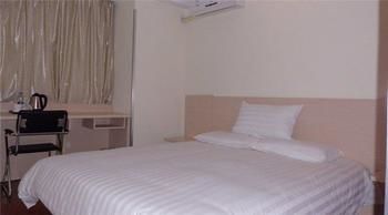 HanTing Hotel (Shenzhen Bao'an International Airport) 2*
