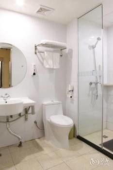HanTing Hotel (Shenzhen Bao'an International Airport) 2*
