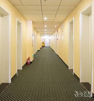 HanTing Hotel (Shenzhen Bao'an International Airport) 2*