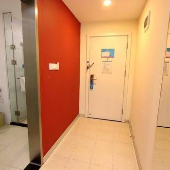 HanTing Hotel (Shenzhen Bao'an International Airport) 2*