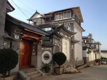 Dali Lily International Youth Hostel 2*