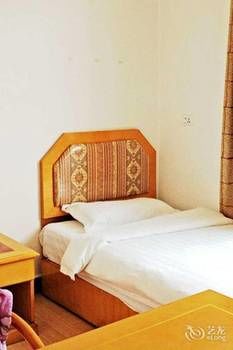Dali Lily International Youth Hostel 2*