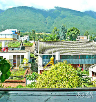 Dali Lily International Youth Hostel 2*