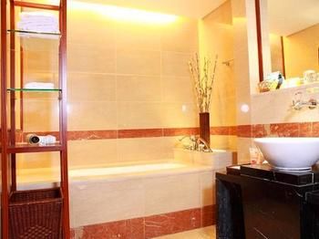 Fuhua Hotel 3*