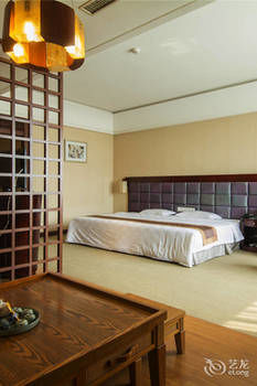 Fuhua Hotel 3*