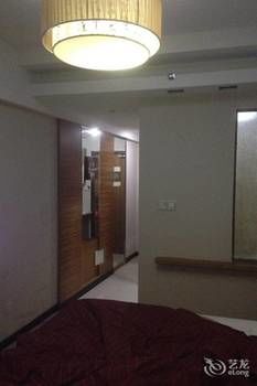 Junhui Hotel 2*
