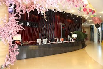 Junhui Hotel 2*