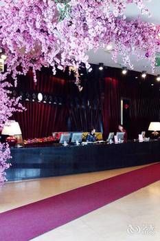 Junhui Hotel 2*