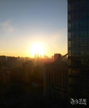 Junhui Hotel 2*
